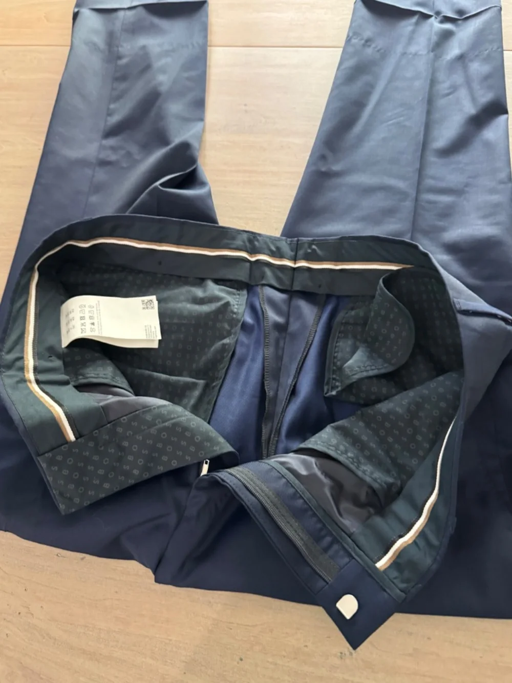 Hugo Boss cobalt blue suit Trabaldo Togna 1840 Slim Fit  40S